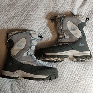 Sorel women's boots size 10